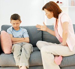 No ri�es/castigues a tu hijo en presencia del perro